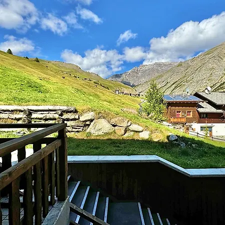 Apartament Bait Da Grachi